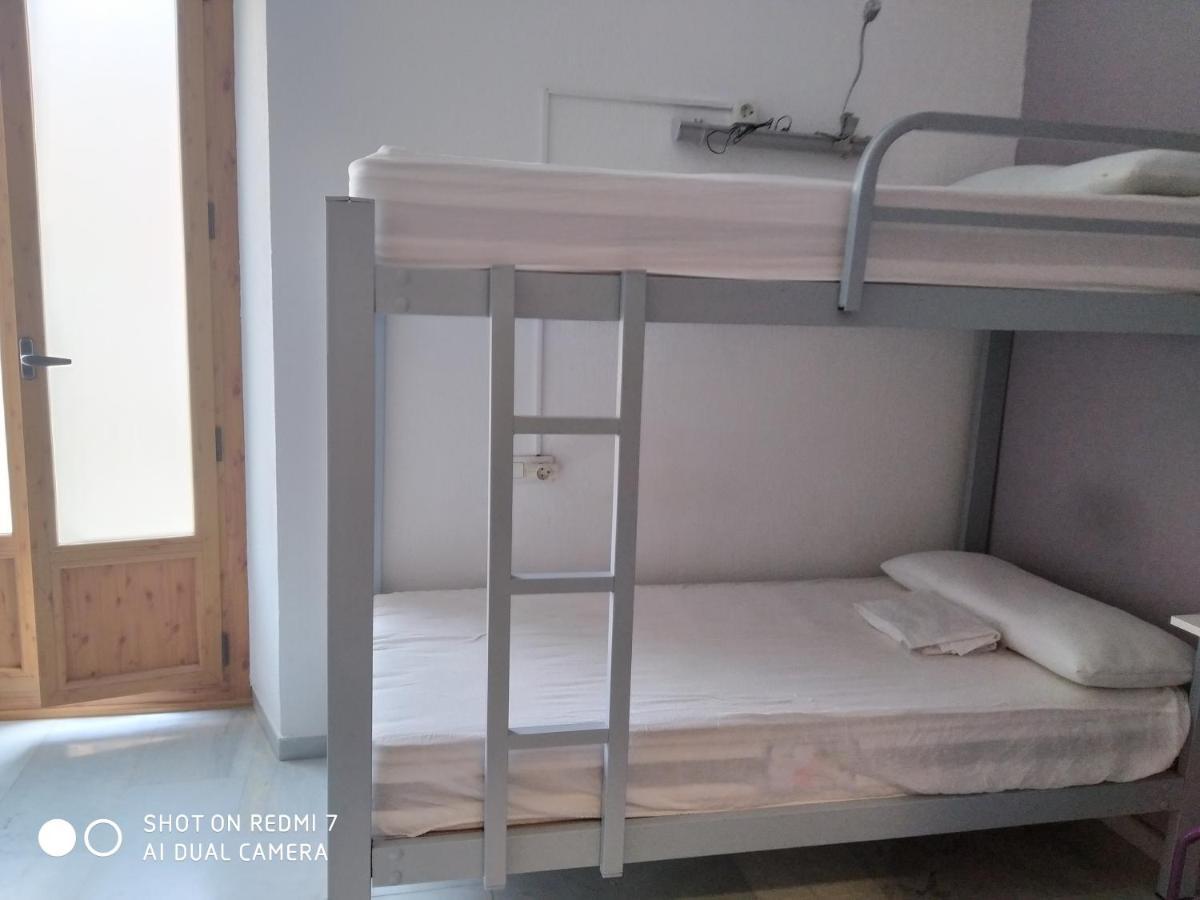Bed in 4-Bed Mixed Dormitory Room